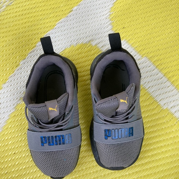Puma kids Mesh/ Like New - Picture 2 of 4
